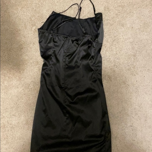 Black mini fitted dress - Picture 3 of 4